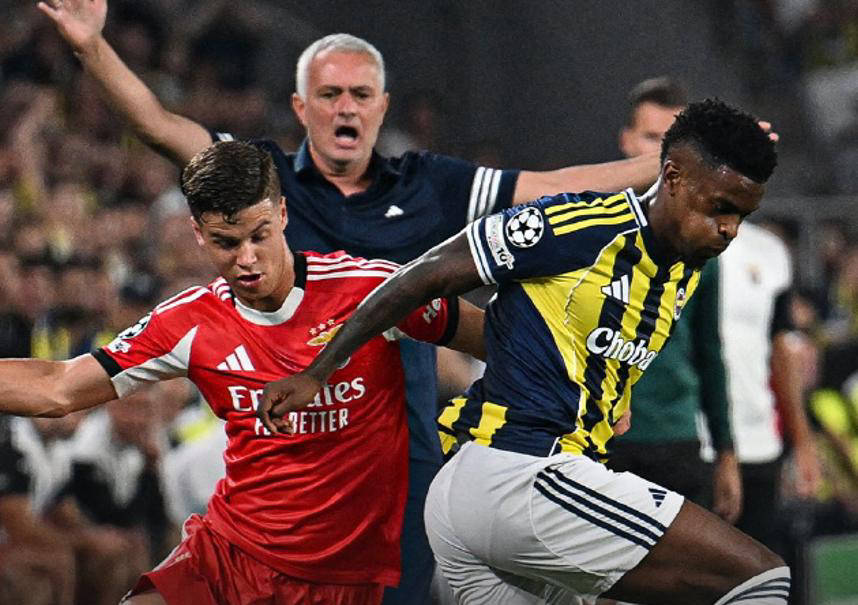 欧冠附加赛费内巴切主场热门战平本菲卡，客场形势严峻